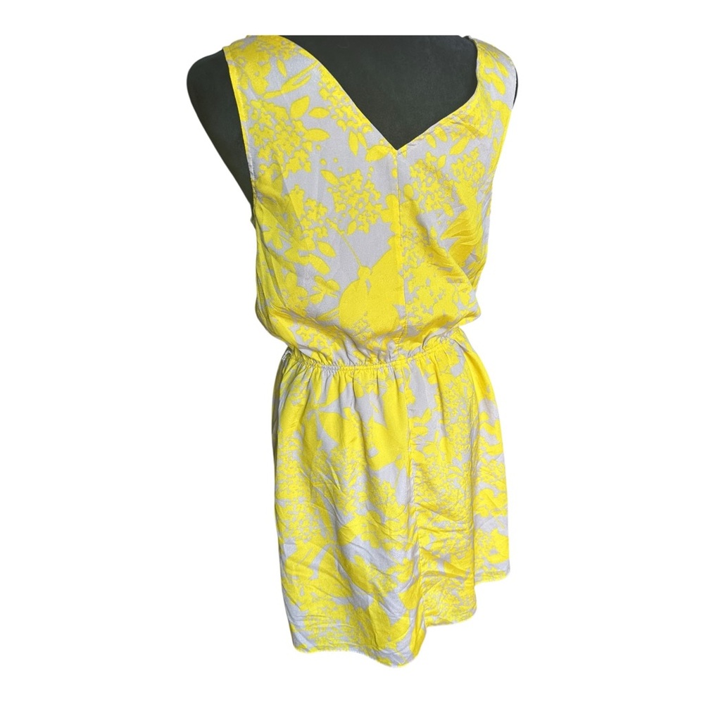 Express Yellow & Beige Floral Ruffle Dress – Size M - Picture 2 of 8
